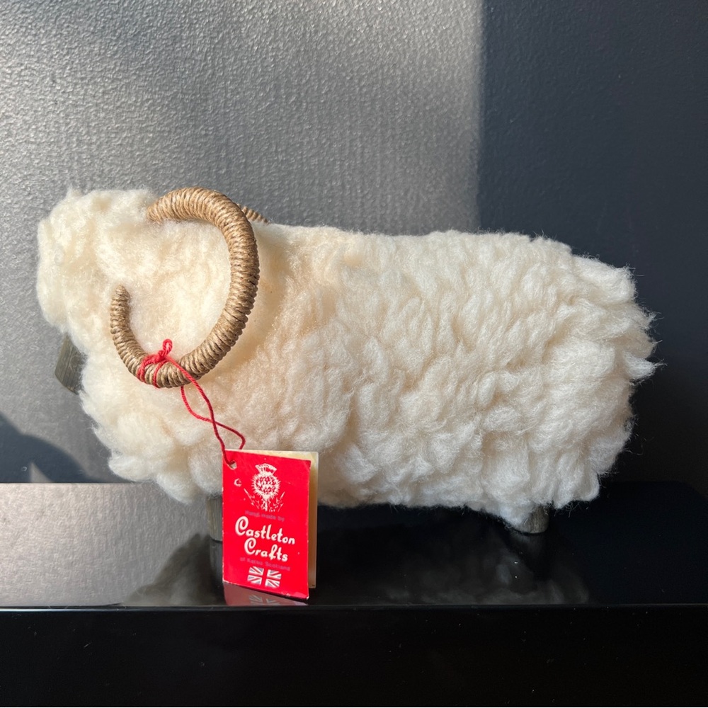 Vintage Scottish Wool Sheep Figurine Castleton Crafts Scotland Wood Sculpture